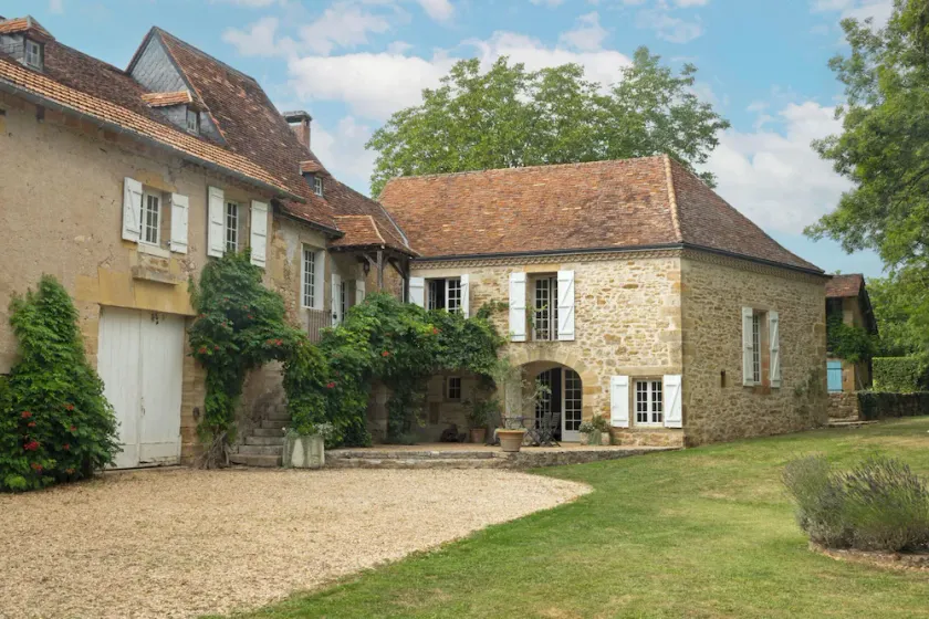Large Idyllic Mill in Dordogne - Image 1