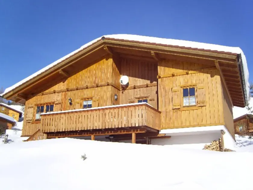 Hyggelig Almhaus med sauna, pejs, fuldt udstyret og Wi-Fi på 1800m - Image 1