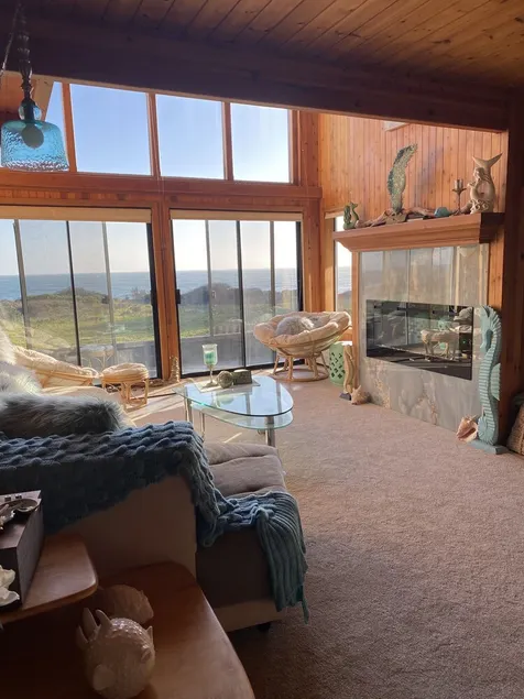 The Mermaid House- Oceanfront  - Image 1