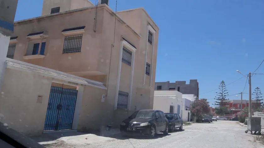 Villa 220m2 arredata. - Image 1