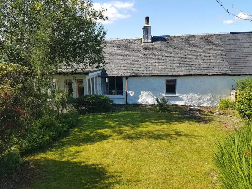Historic  cottage in stunning coastal location - Image 1