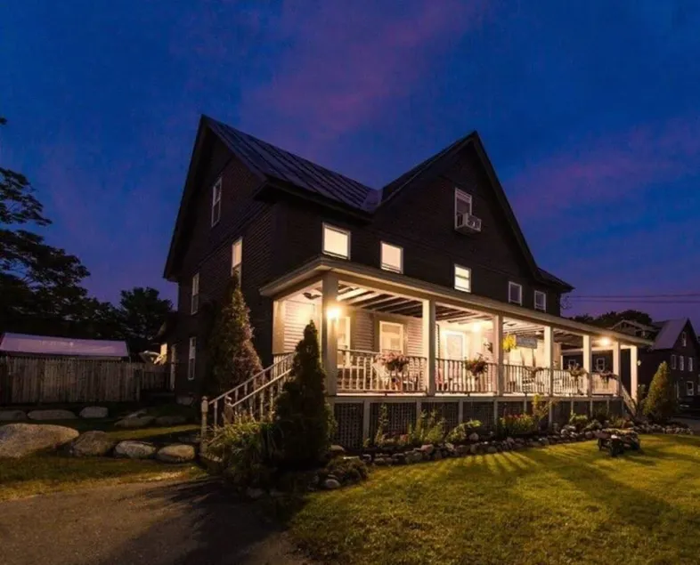 Rustic Gatherings Lodge Weddings/Events - Hot Tub - Chefs Kitchen + More - Image 1