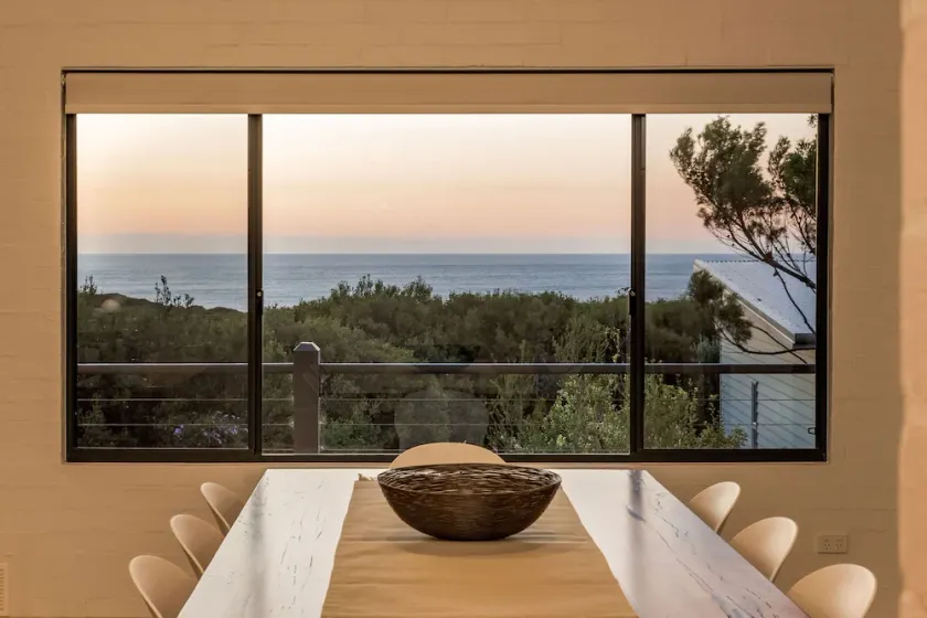INVITING 2 STOREY COASTAL ESCAPE IN PRIME HOLIDAY POSITION ON YALLINGUP HILL - Image 1