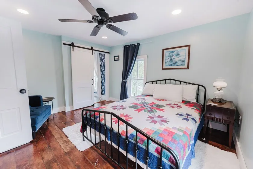 Cozy, historic 5-bedroom home in Amish country - Image 1