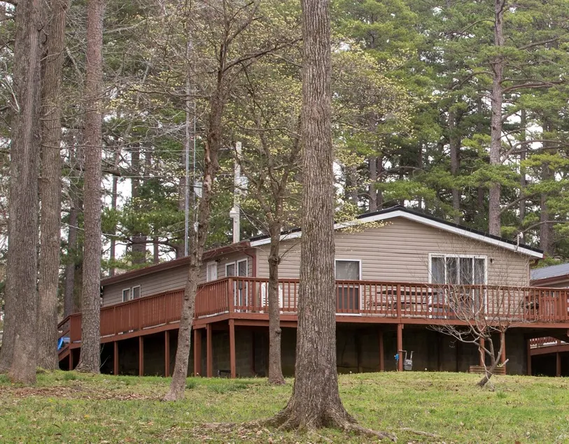 #5 View of KY Lake - Camden TN - spacious cottage with access to great fishing - Image 1