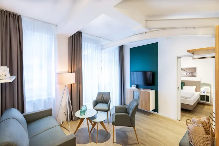 Modernes, Haustierfreies 2-zimmer Apartment für 3 Personen in Toller Hafenlage - Image 1