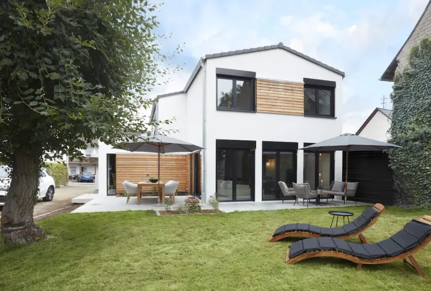 Ferienhaus für 1-12 Personen, mit 4 Schlafzimmern - Image 1
