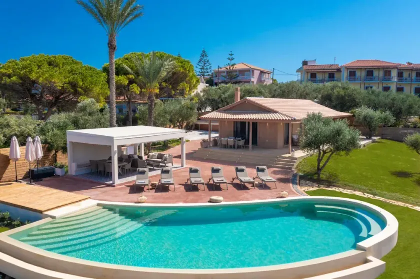 Villa Carvella - A Sublimely Relaxing Escape! - Image 1