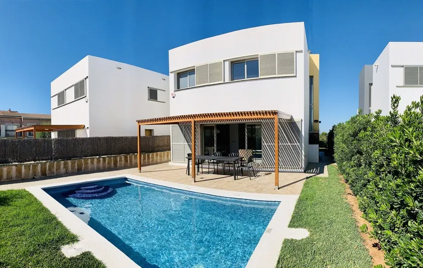 Erstaunliches Familienhaus mit privatem Pool. In der Nähe der unberührten südlichen Strände - Image 1