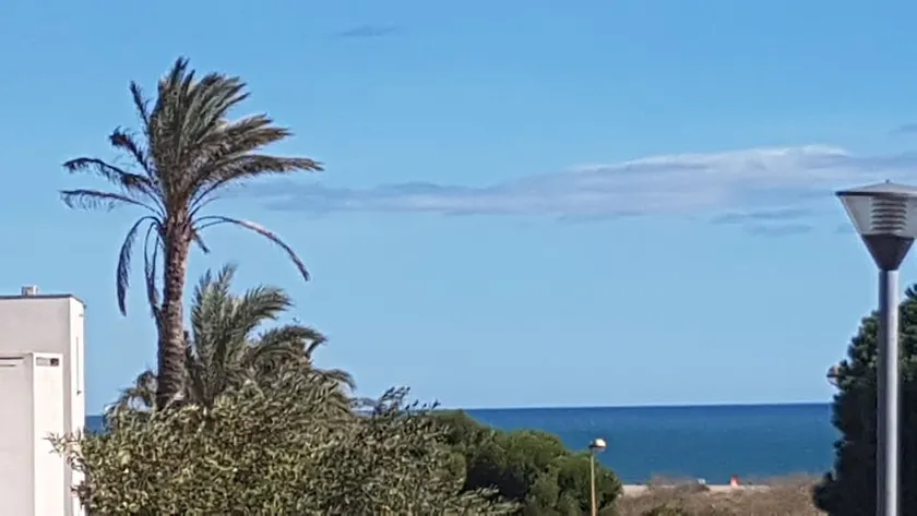Large bright apartment, 3 bedrooms, sleeps 8 100m2 - Image 1