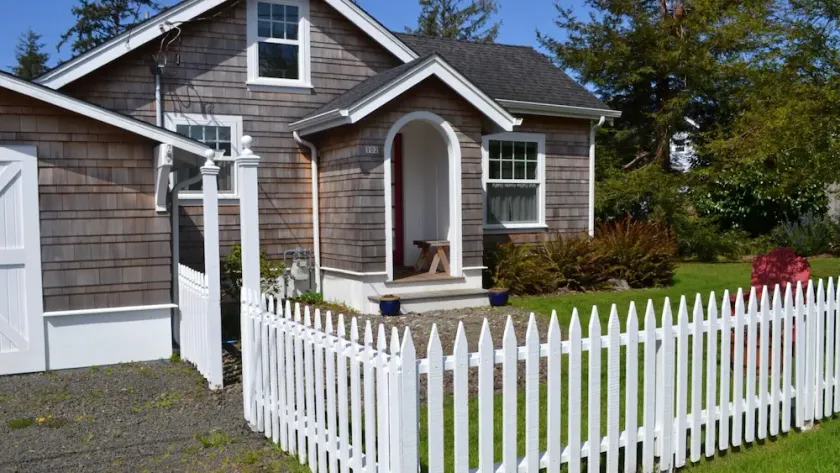 Entzückendes Cottage mit Americana-Thema im Herzen von Gearhart. - Image 1