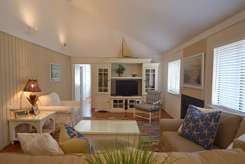 Beach Cottage, à 250 mètres de la plage.  Rue cul de sac tranquille. - Image 1