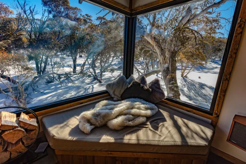 Bearskin Lodge- Alpine Family Chalet - Image 1