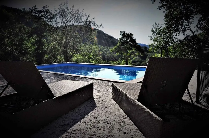 Casa de férias com piscina externa e TV via satélite - Image 1