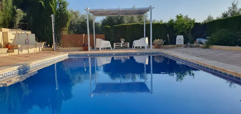 Luksus villa med privat pool, ideel for familier med børn. Rafting, - Image 1