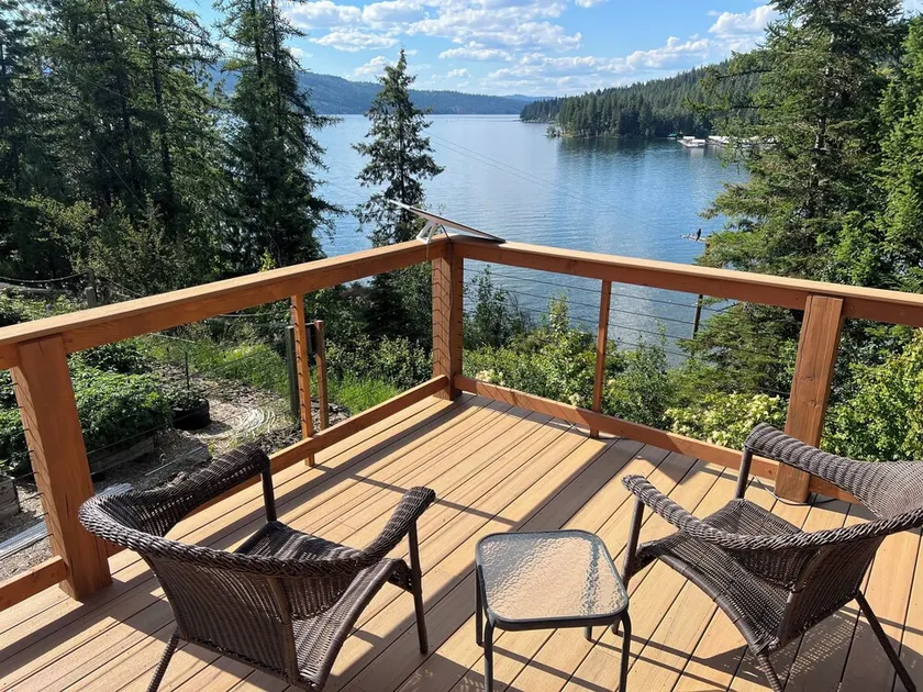 Carlin Bay Retreat on Lake Coeur d'Alene - Image 1