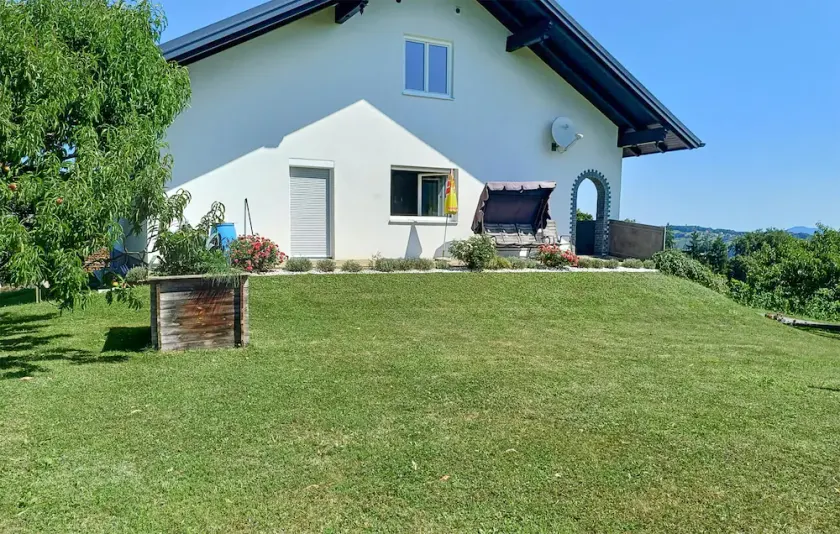 Smukt hjem i St. Peter am Ottersbach med panoramaudsigt - Image 1