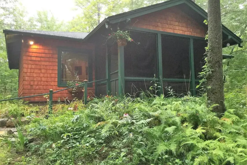 Cozy Cottage Escape on 123 acres - Image 1