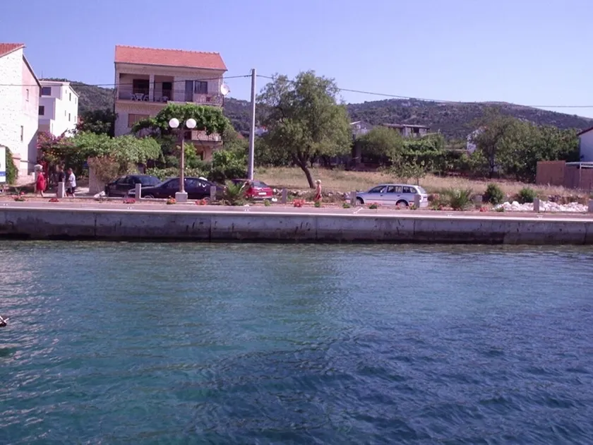 Family apartment with sharred jacuzzi - Image 1