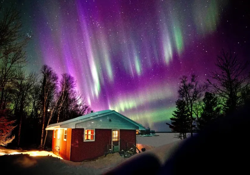 Discover the Ultimate Lake Cabin in Voyageurs National Park! The Kabby Cabin! - Image 1