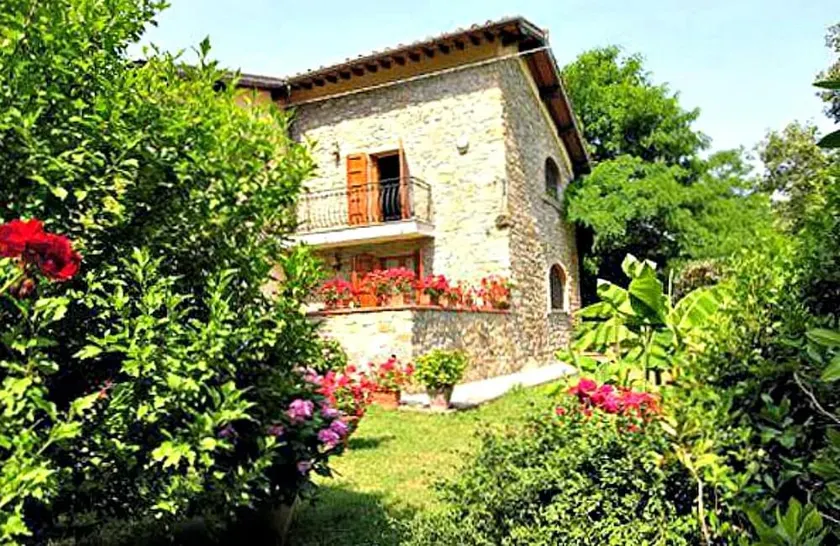 Voll ausgestattete Villa mit Whirlpool, Grill und Terrasse | Bergblick - Image 1