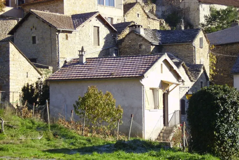 SEASONAL GITE GORGES DU TARN - Image 1