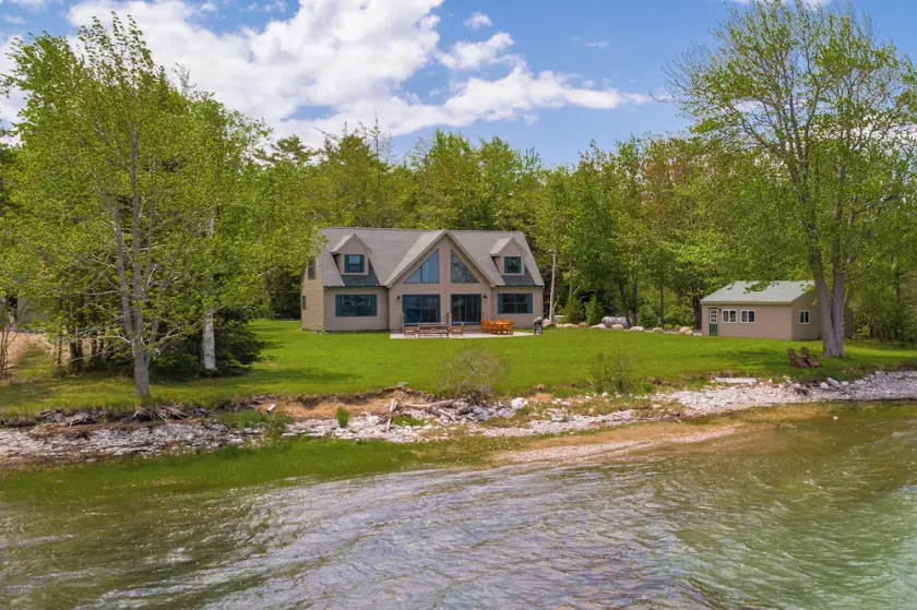 Timber Point – Secluded Waterfront Oasis - Image 1