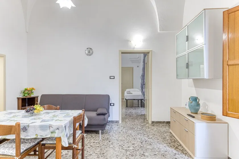 Apartment 'Mia' with Shared Terrace and Air Conditioning - Image 1