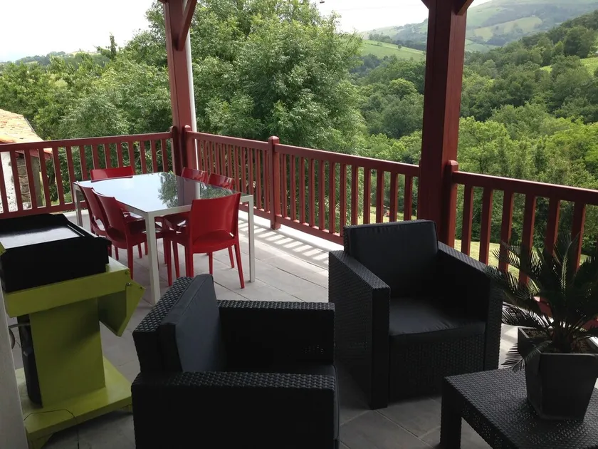 farm house at the foot of the mountains and 1 kilometer from Espelette center - Image 1