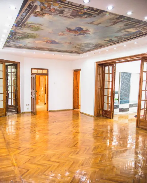 Unique apartment situated in the real heart of Bucharest - Image 1