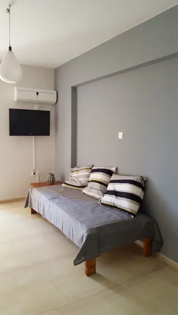 Apartment by the sea - Image 1