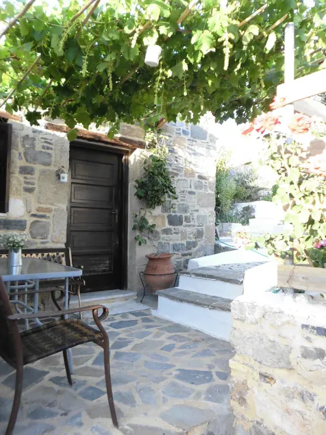 Charmante maison au pied de l'acropole à Archangelos, Rhodes - Image 1