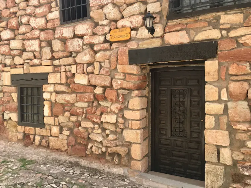 Mysigt Centennial Rural House - Image 1