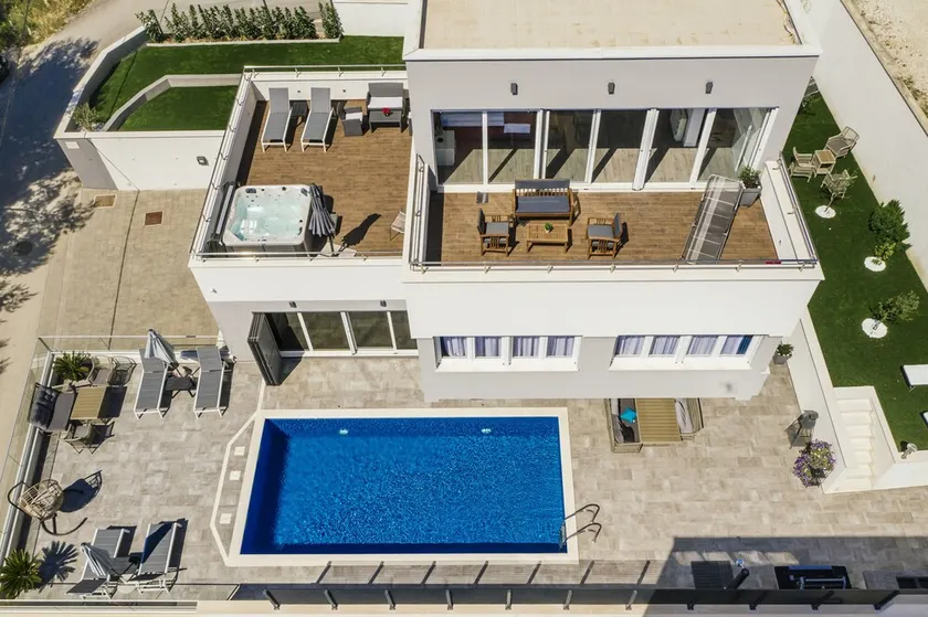 Villa Isabella - Podstrana - Image 1