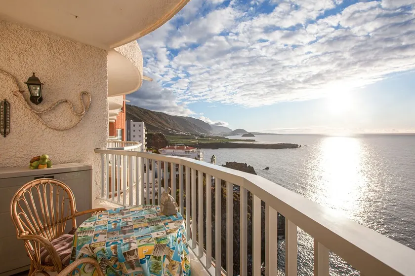Ocean Front Studio Apartment “Sarai” with Sea View, Mountain View, Wi-Fi & Terrace - Image 1