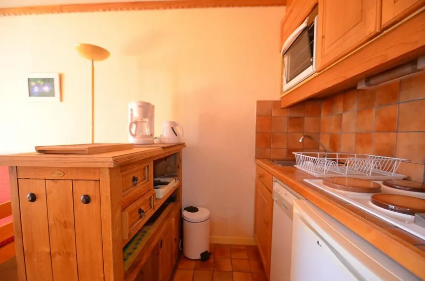 150m du centre station, 10ème étage, vue montagne, balcon, télévision, 40m², Les Menuires - Image 1
