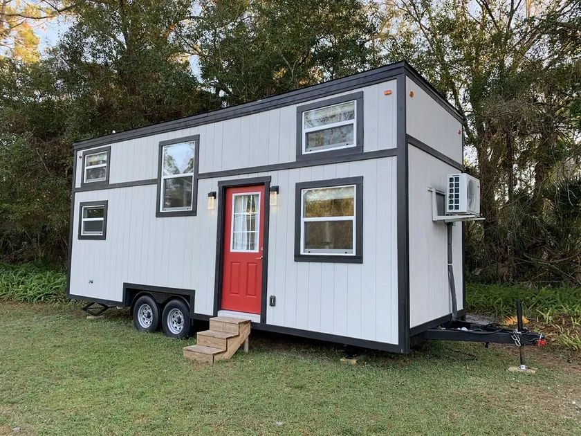 The Mini Melby - Tiny House on the Space Coast near area's most popular beaches - Image 1