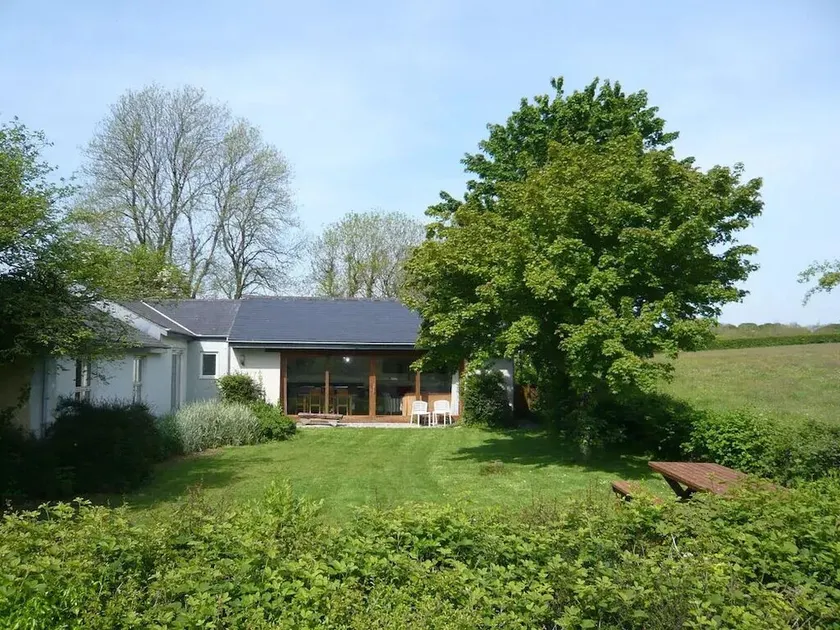 Swallow cottage - Image 1