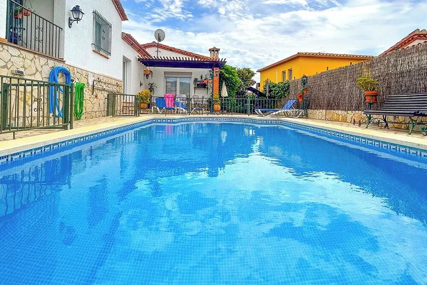 Hyggelig villa med pool og stor have.  tilbud 01 / 06-08 / 06/19 - Image 1