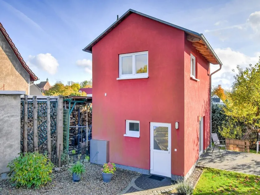 Gustow Garden Retreat - Image 1