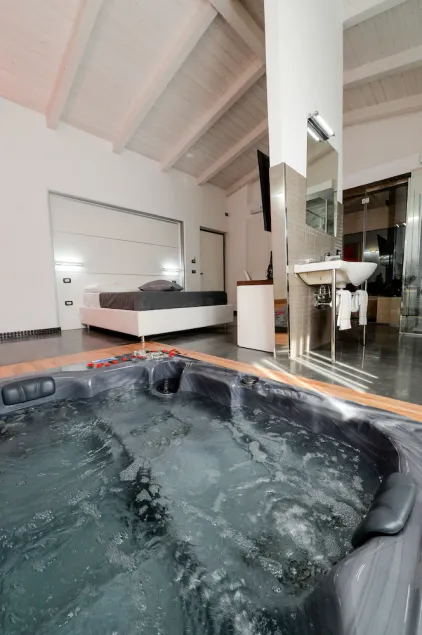 X Hotel - Image 1