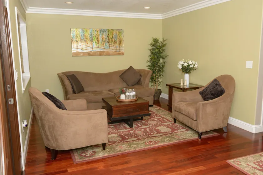 Remote work, visitor's Love 4B with 2x suites /3BR- Levis, Kaiser, Great America - Image 1