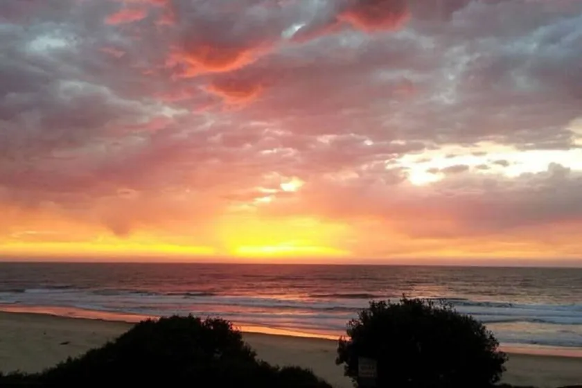 Classic Suite with Beach Views - Image 1