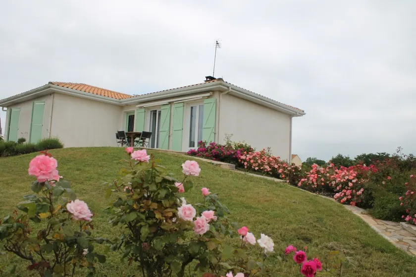 Casa indipendente vicino a DES SABLES D'OLONNE - Image 1