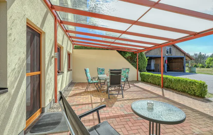 2 bedroom lovely apartment in Mirow - Image 1