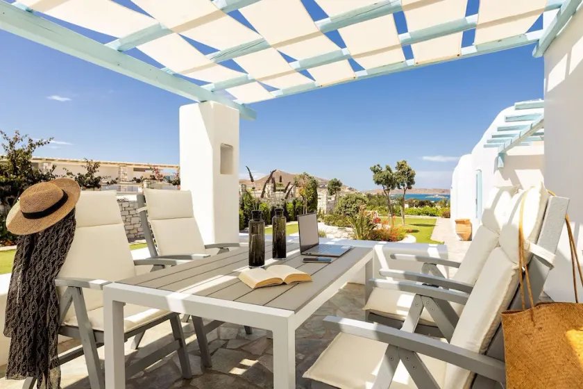 Gorgeous Paros Villa 3 Bedrooms Villa Harmony Private Outdoor Jacuzzi - Image 1