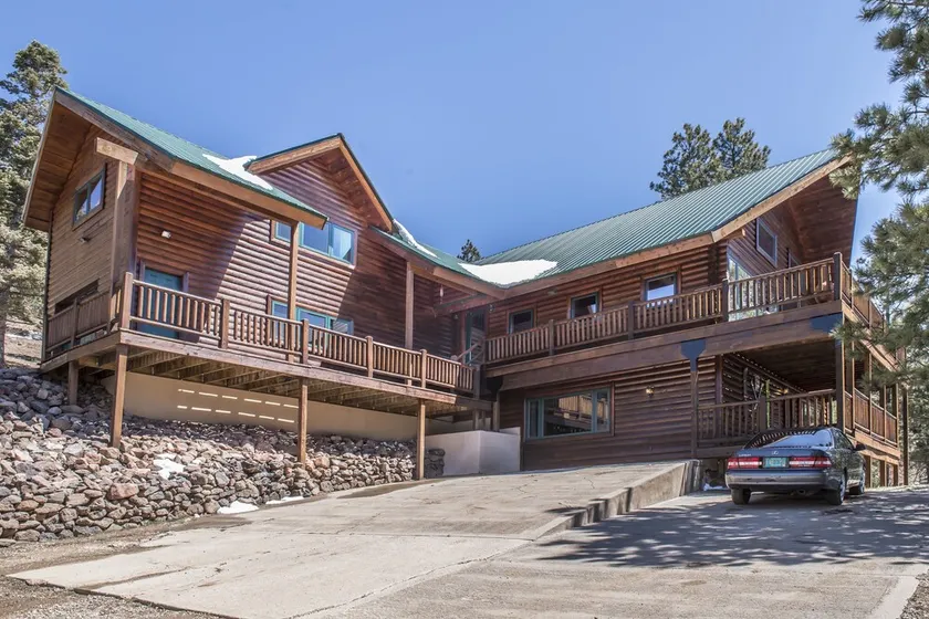 VERZAUBERTE CIRCLE LODGE-AWESOME BERGANSICHTEN MIT VIEL RAUM ZUM SPIELEN! - Image 1