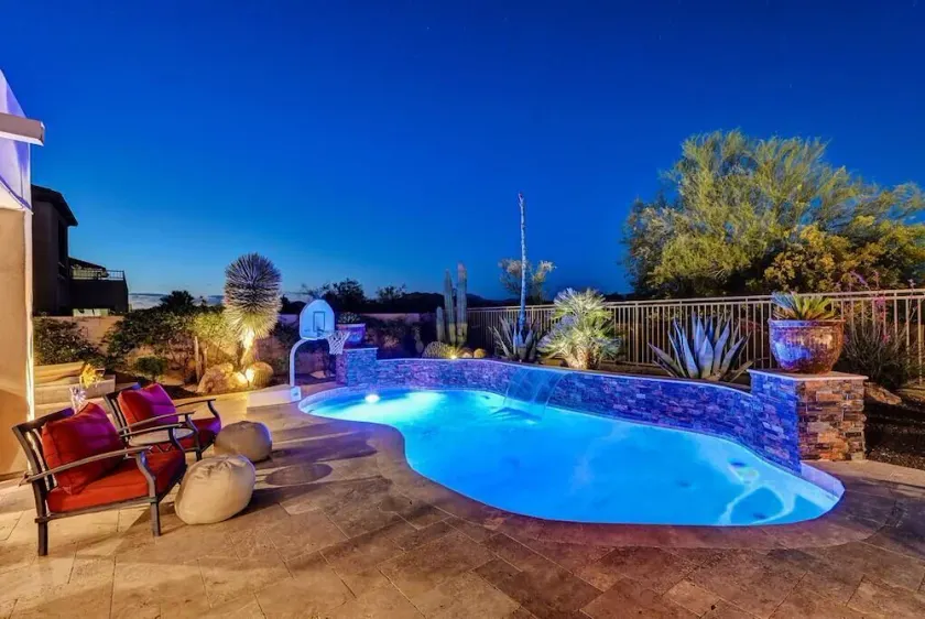 Gorgeous Resort Home -Right off the back nine! - Image 1