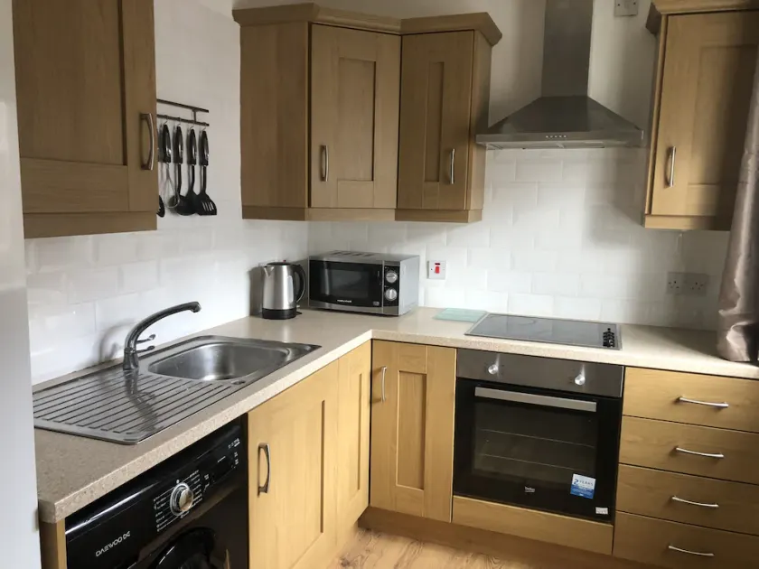Central Lisburn Duplex Apartment No Parties - Image 1
