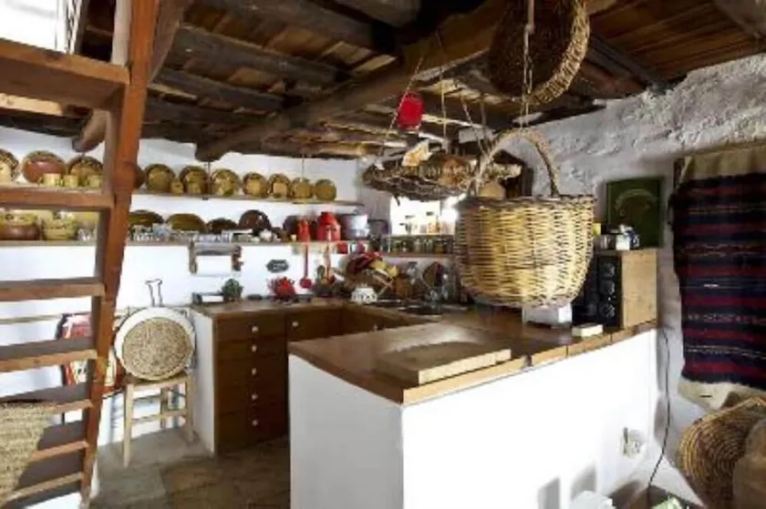 Agios Lavrendis Village: House with character - Image 1